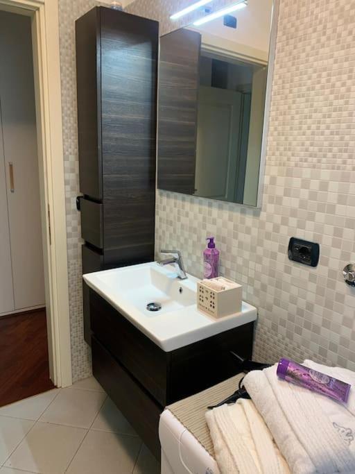 Apartment+Garage Near Novegro Exhibition/Linate Сеґрате Екстер'єр фото